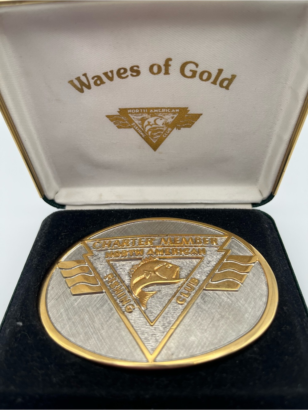 Vintage NAFC North American Fishing Club Belt Buckle Waves of Gold Set Box